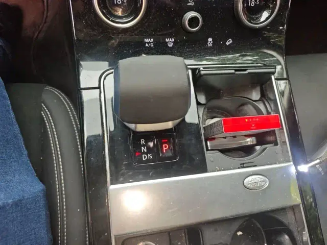 Land Rover Range Rover Velar — Фото автомобиля 10