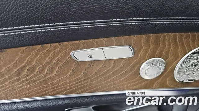 Mercedes-Benz E-Class — Фото автомобиля 28
