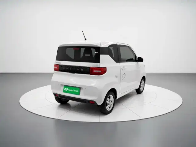 Wuling Hongguang Mini EV — Фото автомобиля 6