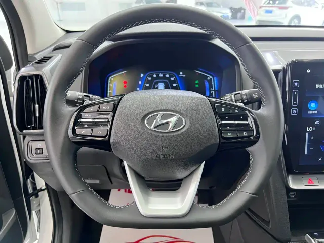 Hyundai ix35 — Фото автомобиля 10