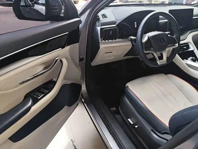 BYD Song PLUS — Фото автомобиля 15