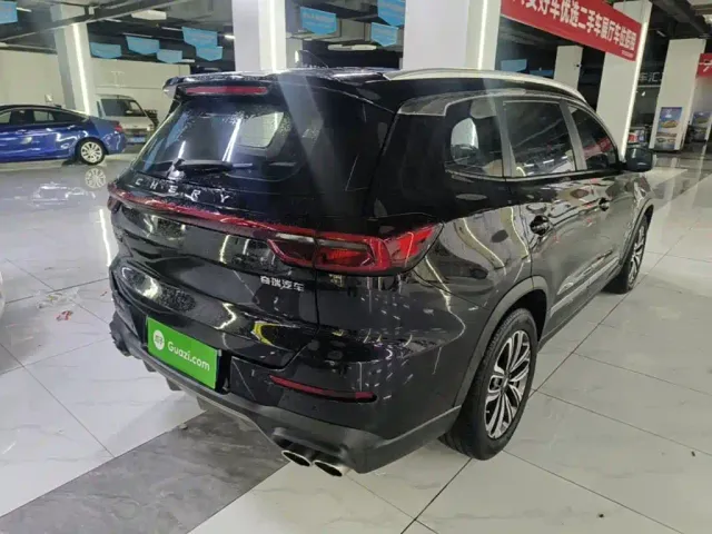 Chery Tiggo 8 — Фото автомобиля 6