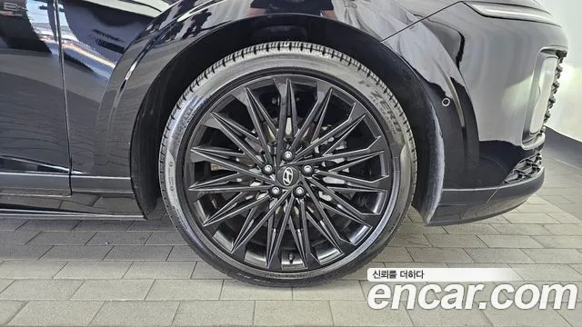 Hyundai Grandeur GN7 — Фото автомобиля 6
