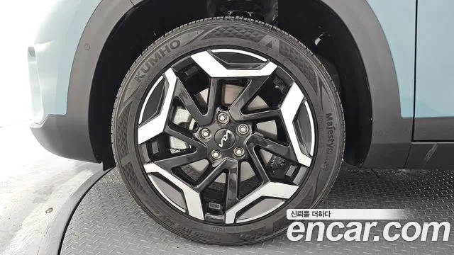 Kia Seltos — Фото автомобиля 5