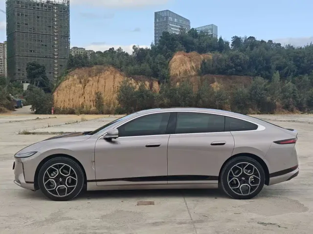 Changan Qiyuan A07 — Фото автомобиля 12