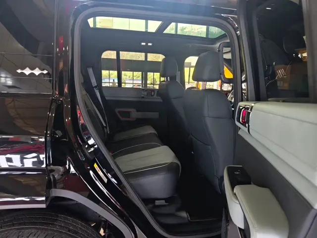 BYD FangChengBao Leopard 5 — Фото автомобиля 13