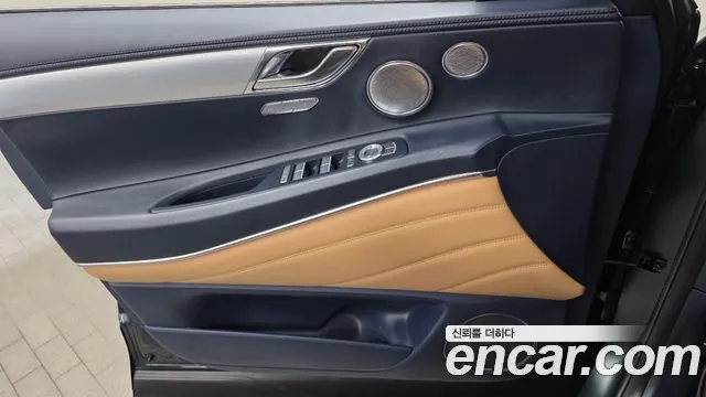 Genesis GV80 — Фото автомобиля 13