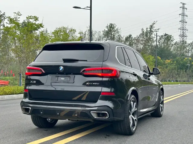 BMW X5 — Фото автомобиля 22