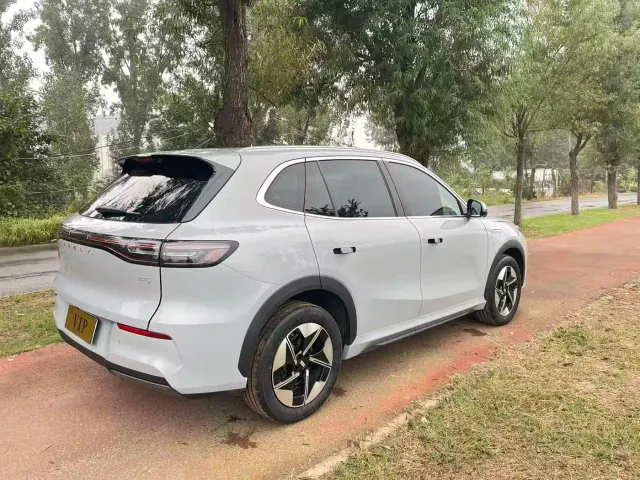 Geely Galaxy E5 — Фото автомобиля 9