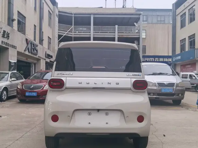 Wuling Hongguang Mini EV — Фото автомобиля 9