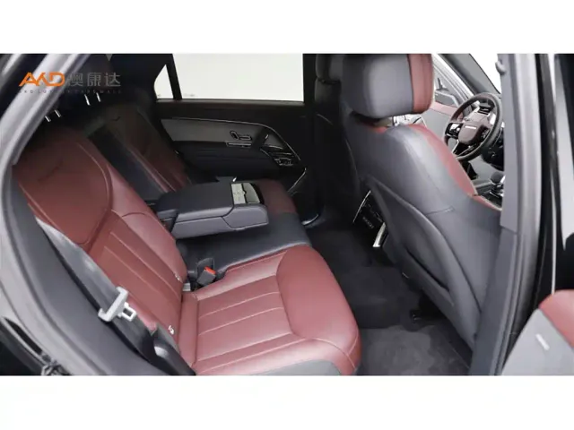 Land Rover Range Rover Sport — Фото автомобиля 8