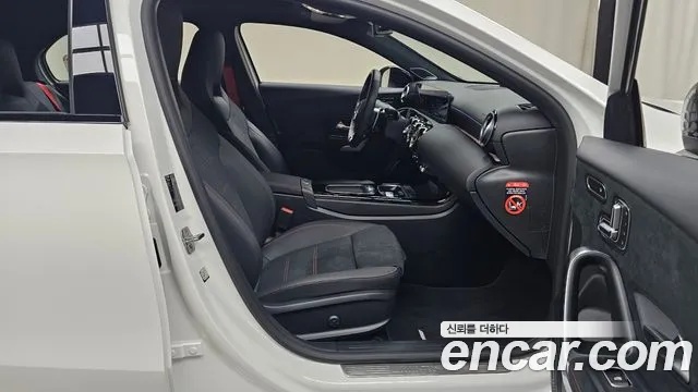 Mercedes-Benz A-Class W177 — Фото автомобиля 16