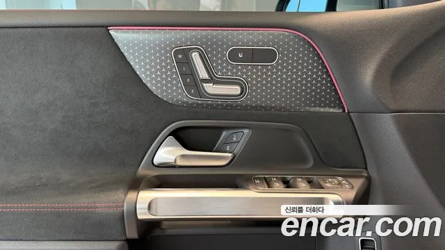 Mercedes-Benz EQB X243 — Фото автомобиля 18