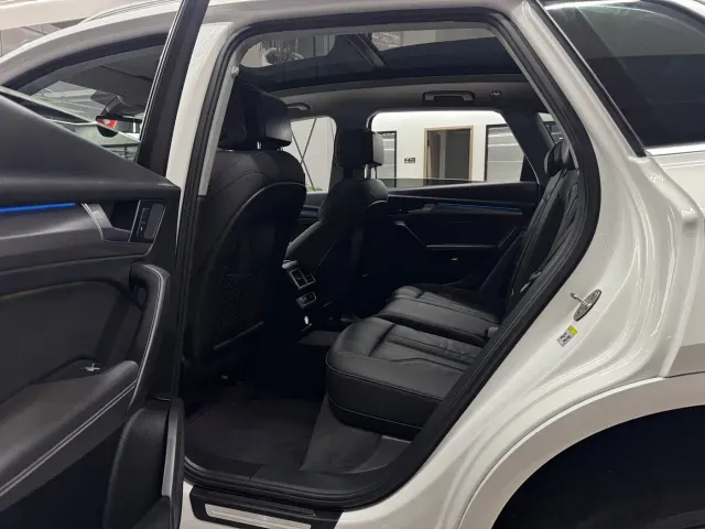 Audi Q5L — Фото автомобиля 11