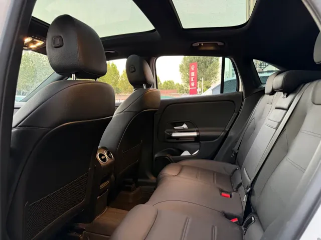 Mercedes-Benz GLA-Class — Фото автомобиля 8