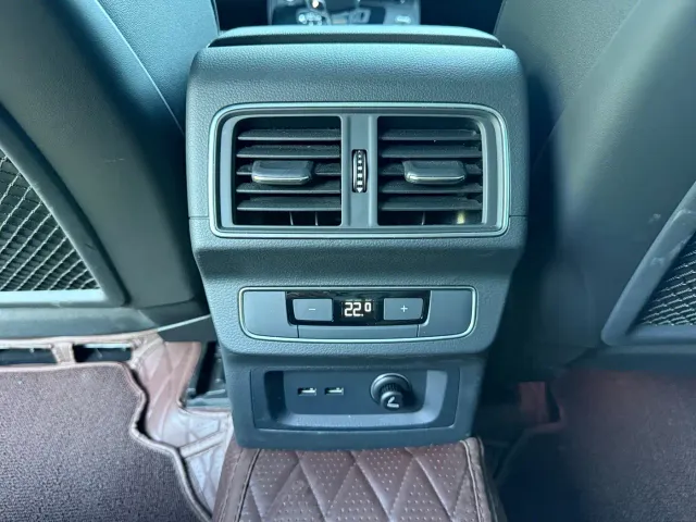 Audi Q5L — Фото автомобиля 15
