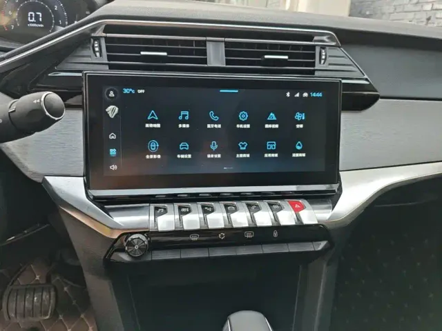 Peugeot 408 — Фото автомобиля 12