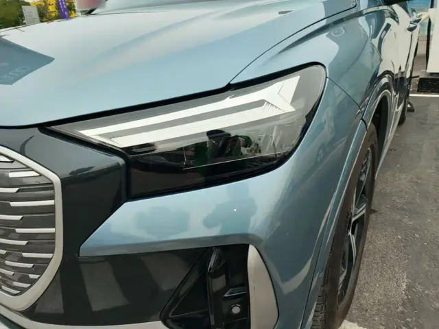Audi Q4 e-tron — Фото автомобиля 23