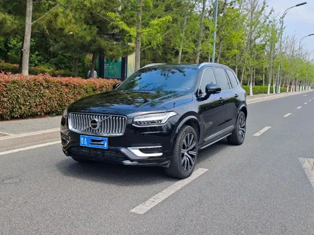 Фотография автомобиля — Volvo XC90