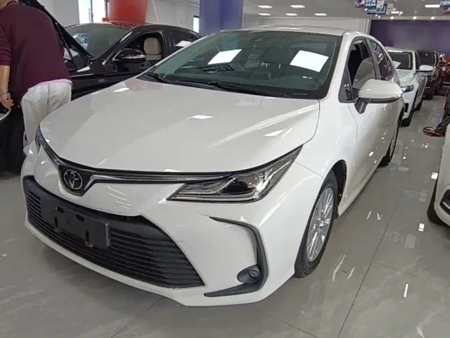 Фотография автомобиля — Toyota Corolla