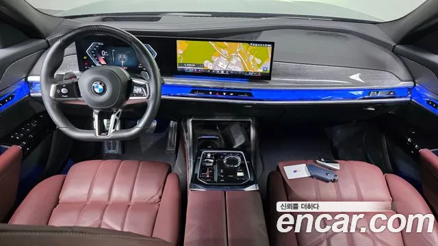 BMW 7 Series G70 — Фото автомобиля 10