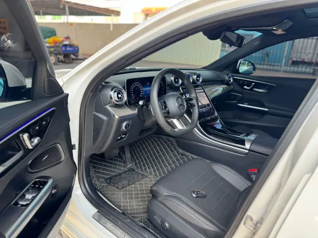 Mercedes-Benz C-Class — Фото автомобиля 6