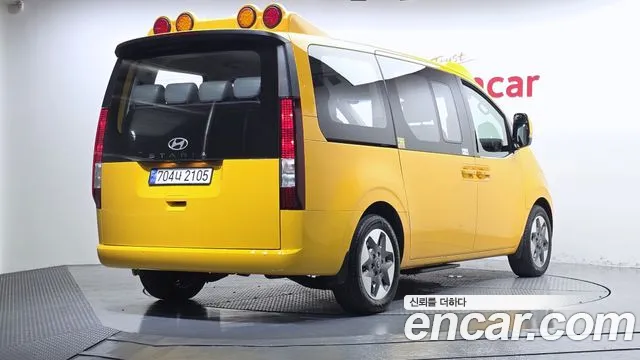 Hyundai Staria — Фото автомобиля 2