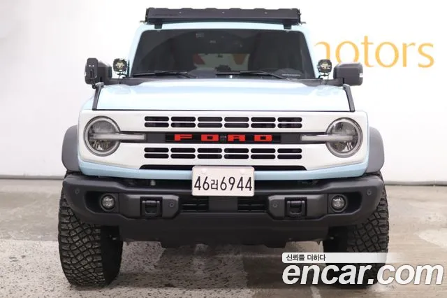 Ford Bronco 6th Gen — Фото автомобиля 3