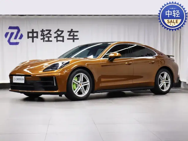 Фотография автомобиля — Porsche Panamera