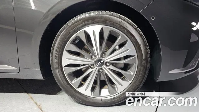 Kia K8 K8 Hybrid — Фото автомобиля 5