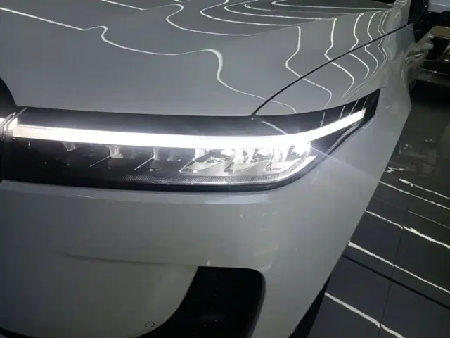 Li Auto ONE — Фото автомобиля 23