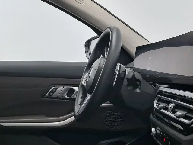 BMW 3 Series — Фото автомобиля 22