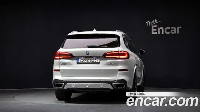 BMW X5 — Фото автомобиля 4