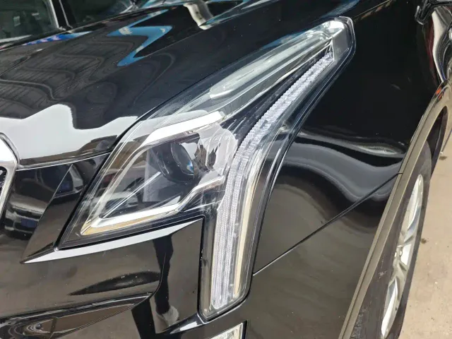 Cadillac XT5 — Фото автомобиля 2