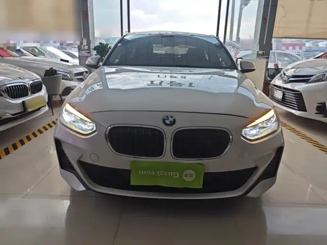 BMW 1 Series — Фото автомобиля 2