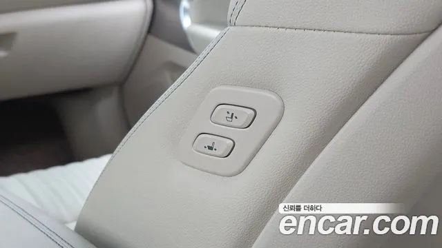 Genesis G70 New — Фото автомобиля 21