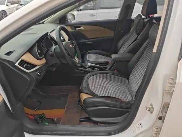 Chevrolet Monza — Фото автомобиля 14
