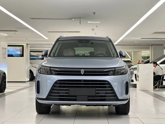 Aito M7 — Фото автомобиля 2