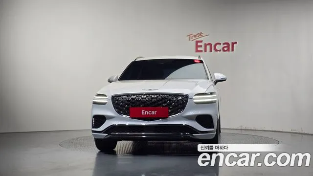 Genesis GV70 — Фото автомобиля 3