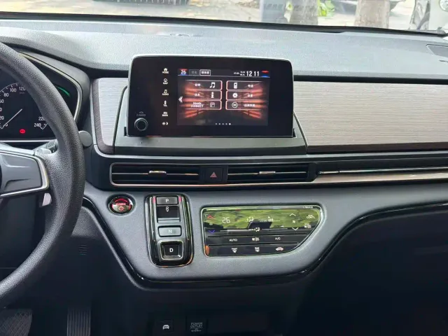 Honda Odyssey — Фото автомобиля 4