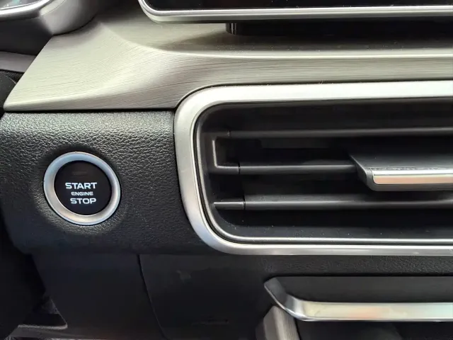 Geely Binyue — Фото автомобиля 15