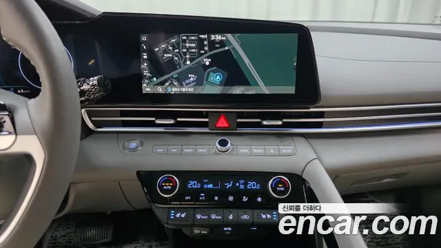Hyundai Avante CN7 — Фото автомобиля 12