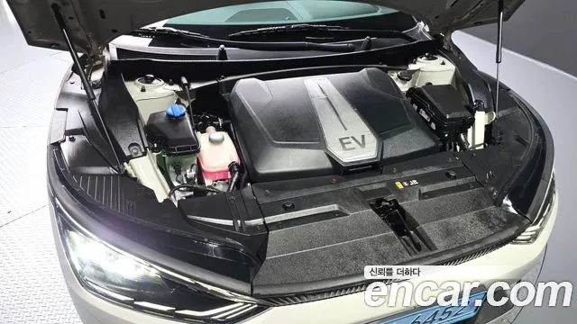 Kia EV6 — Фото автомобиля 9