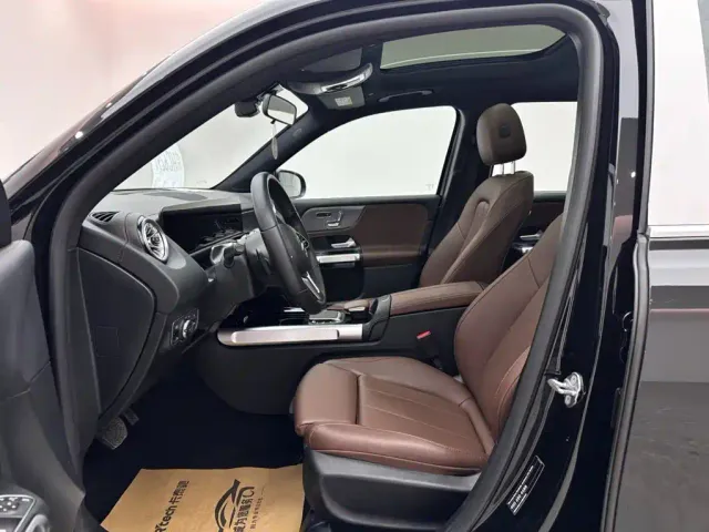 Mercedes-Benz GLB-Class — Фото автомобиля 8