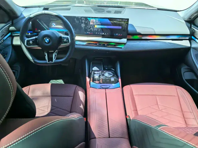 BMW 5 Series — Фото автомобиля 9