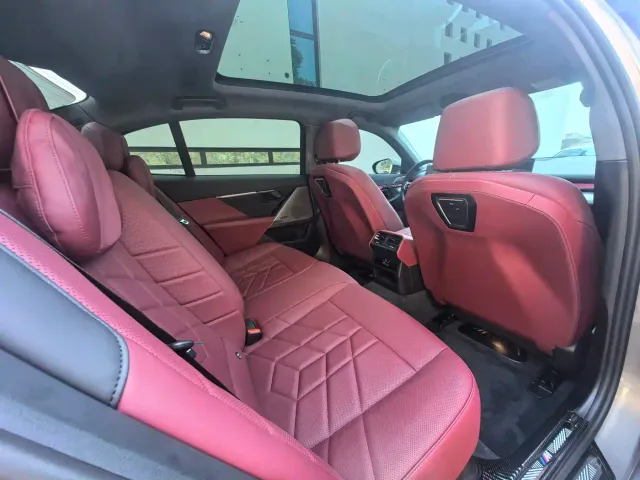 BMW 5 Series — Фото автомобиля 8