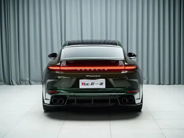Porsche Panamera — Фото автомобиля 9