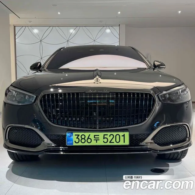 Mercedes-Benz S-Class — Фото автомобиля 2