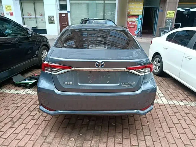 Toyota Corolla — Фото автомобиля 5