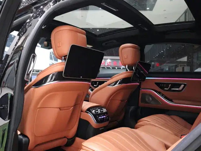 Mercedes-Benz S-Class — Фото автомобиля 7